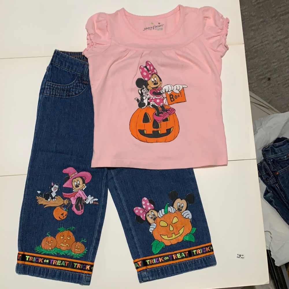 Minnie and Micky painted Halloween shirt size 6 girls jean Capri 6X